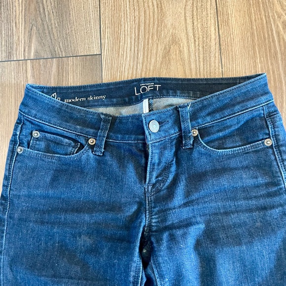 Jeans - Picture 2 of 4